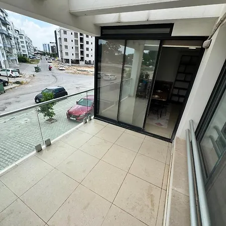 Apartamento Walking Distance To Bars And Casinos In The Center Nicosia