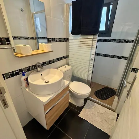 Walking Distance To Bars And Casinos In The Center * Nicosia